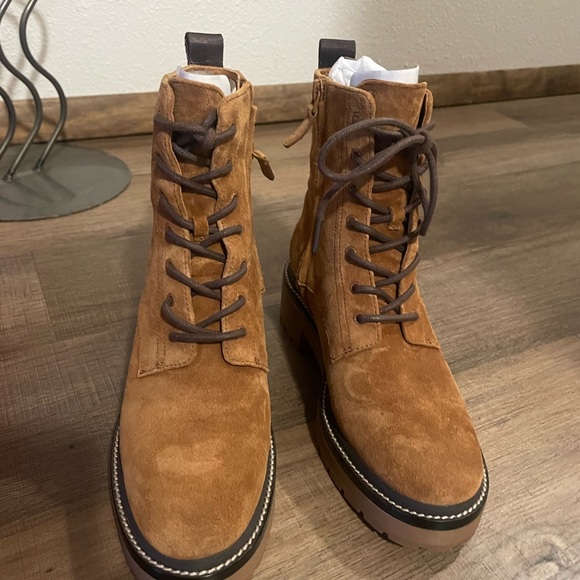 Tory Burch suede ankle boots 7.0 - Picture 3 of 11